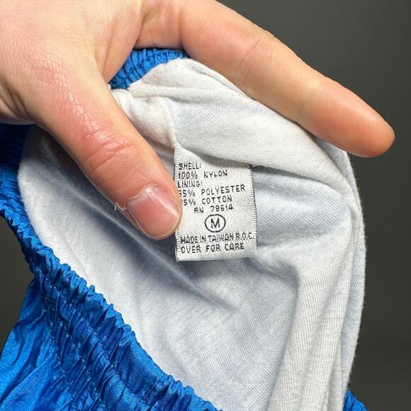 Vintage 90s Nylon Track Pants Mens M Baggy Fit Pacific Blue Nylon Joggers - Picture 4 of 4